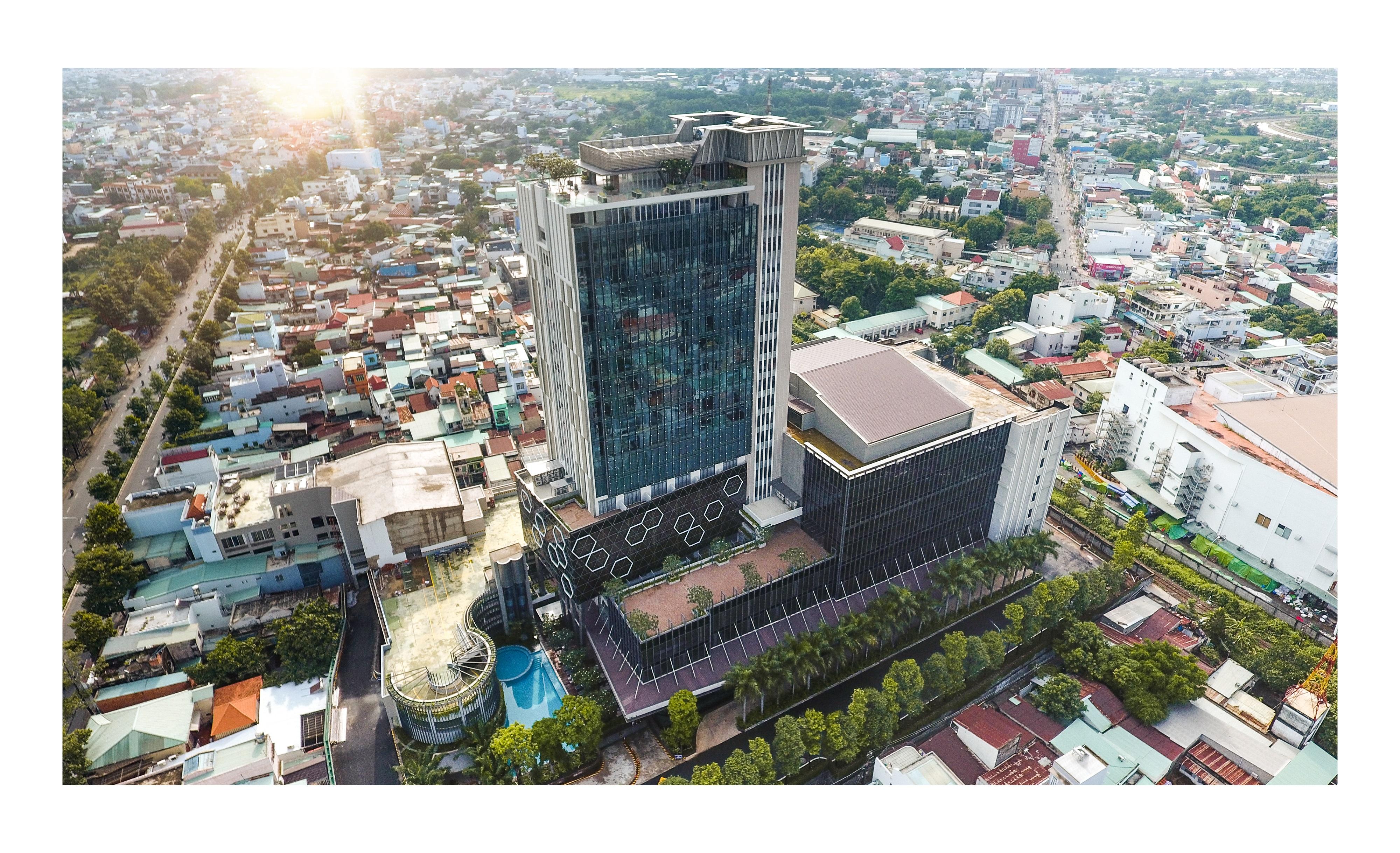 The Mira Central Park Hotel Biên Hòa Exterior foto